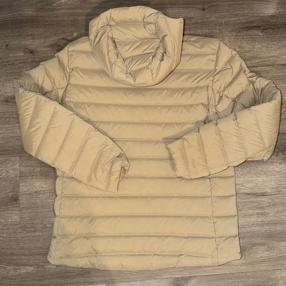 Lululemon men’s Navigation Down Hoodie